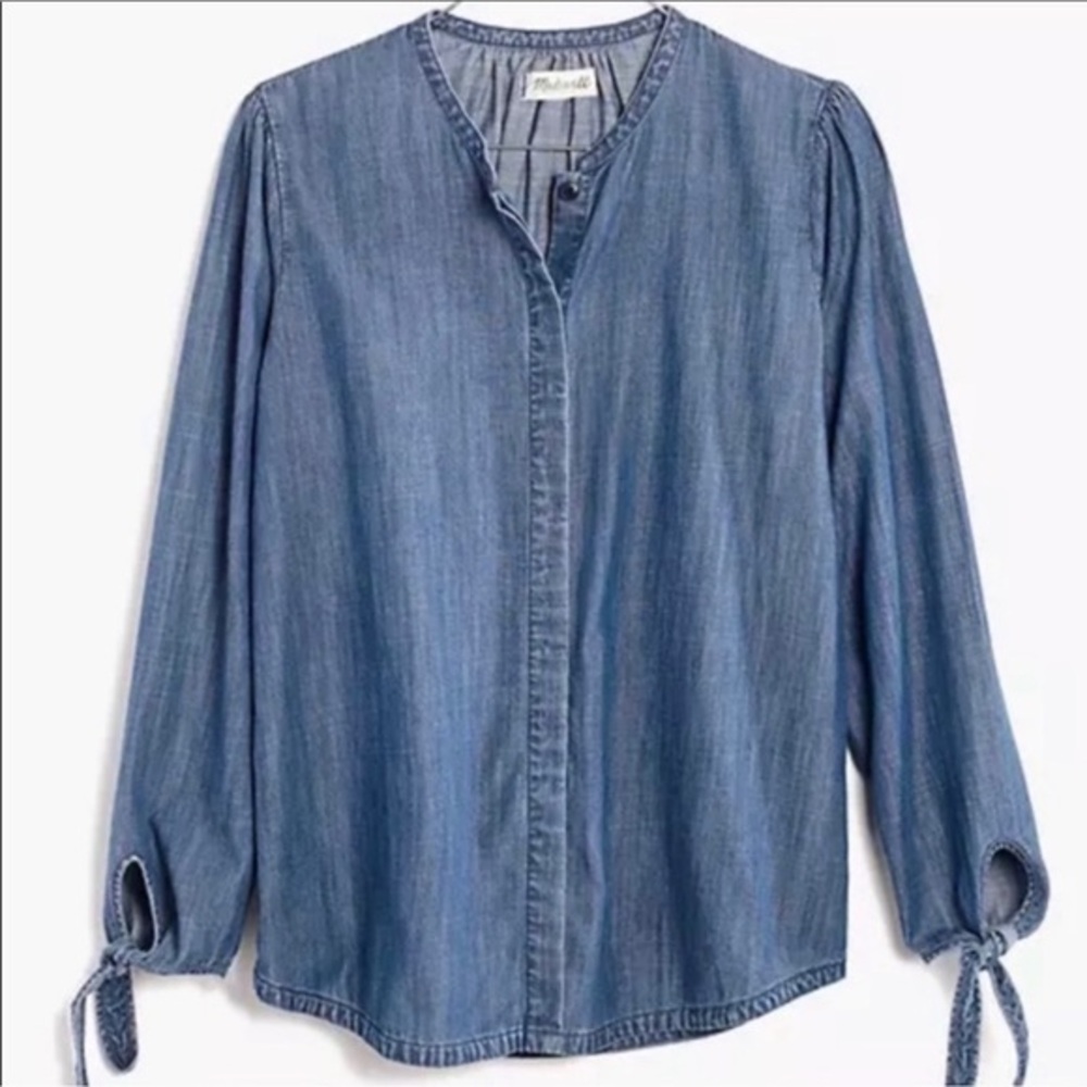 Madewell Denim Tie Sleeve shirt - woman’s large